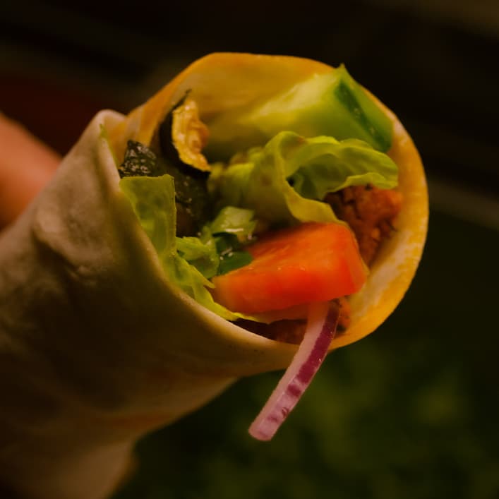 Veganer Kebab im Fladenbrot